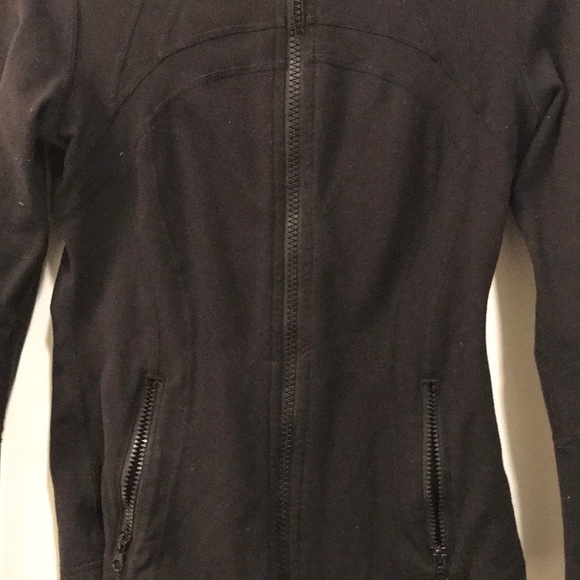 Lululemon Define Jacket - Picture 2 of 6